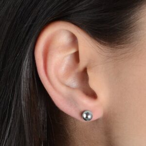 Brinco Prateado de Bolinha Pequeno